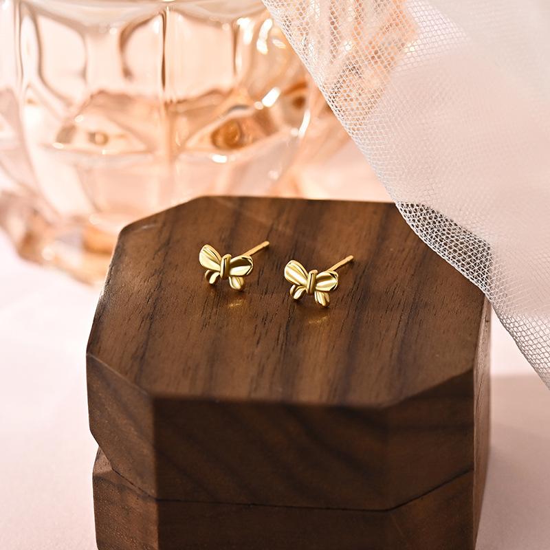 

Серьги-бантики Легкая роскошь Маленькие Изысканные Нишевые Универсальные Высококлассные Дизайнерские для Женщин