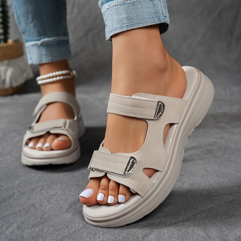 2026 New Summer Women's Wedge Sandals Fashionable Non-Slip Beach Sandals Lightweight Casual Thick Sole Plus Size Shoes