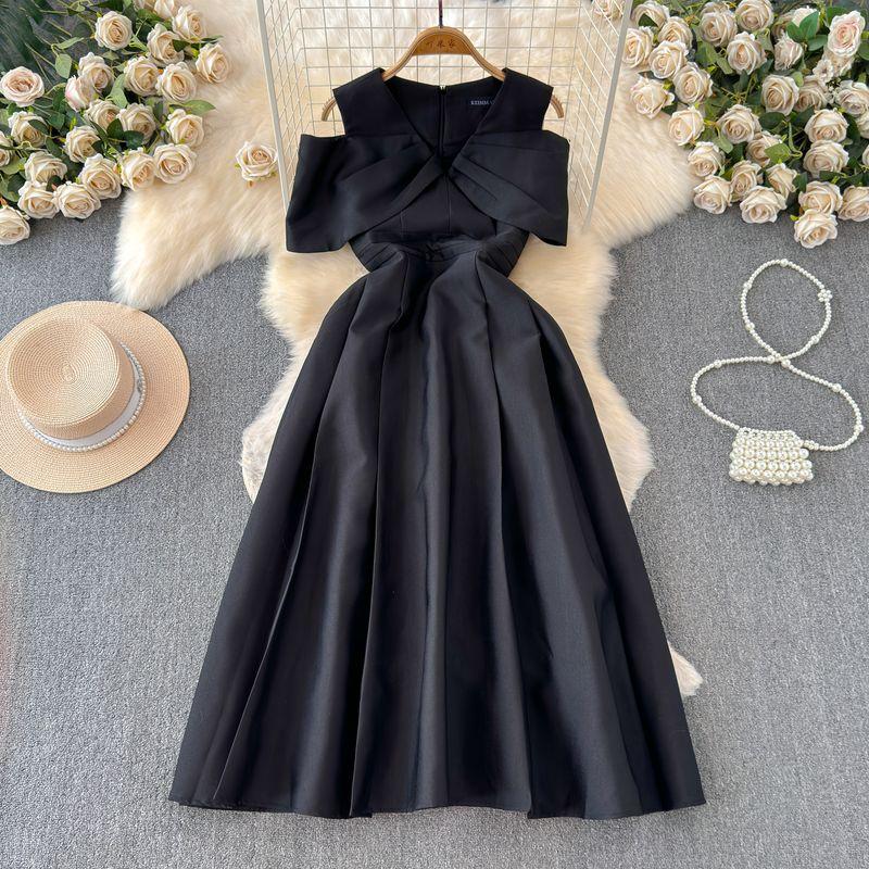 

Dress High-End Ladies Banquet Party Long Dress Stylish off-the-Shoulder Waist-Controlled Large Hem Adult Lady like Woman Accessible Luxury Dress Black L