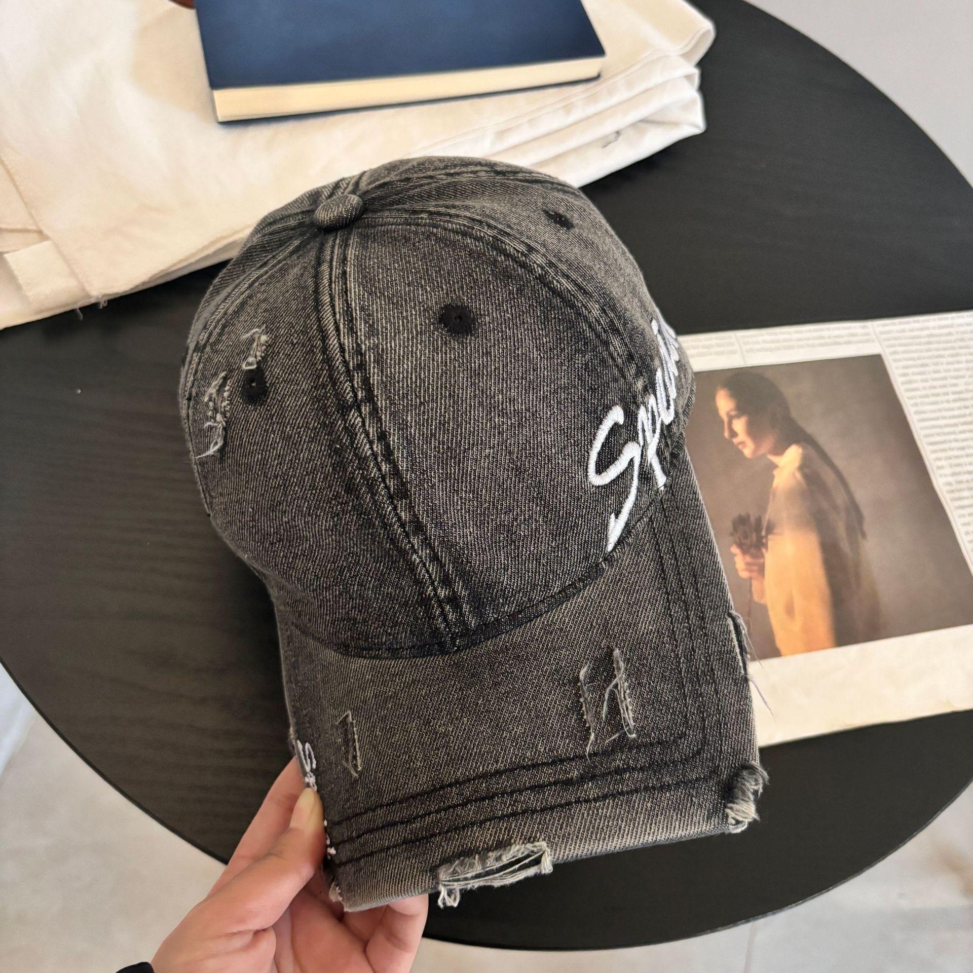 

Весна и осень новая вымытая хлопковая бейсболка с вышитым алфавитом универсальная плоская кепка с мягким верхом для пары с козырьком для женщин M（56-58cm） серый