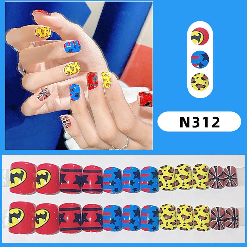 

Cartoon Cute Dopamine Mixed-Color Press-On Nails with Star & Leopard Print