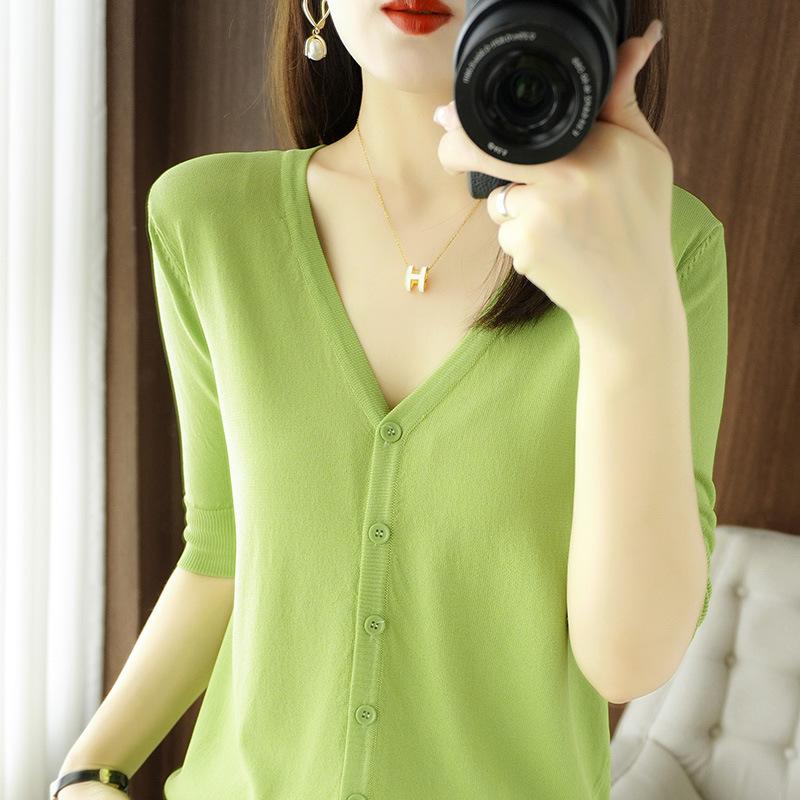 

V-neck Five-point Sleeve Ice Silk Knitted Cardigan Summer Loose Sun Protection Clothes Half-sleeved Versatile Top Base Shirt S