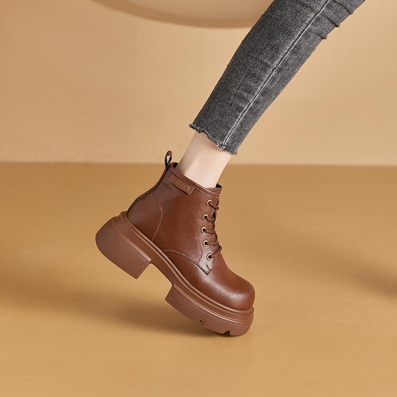 

British style thick-soled heightening leather Martin boots for women 2025 new retro small casual thick-soled big yellow boots for women 39
