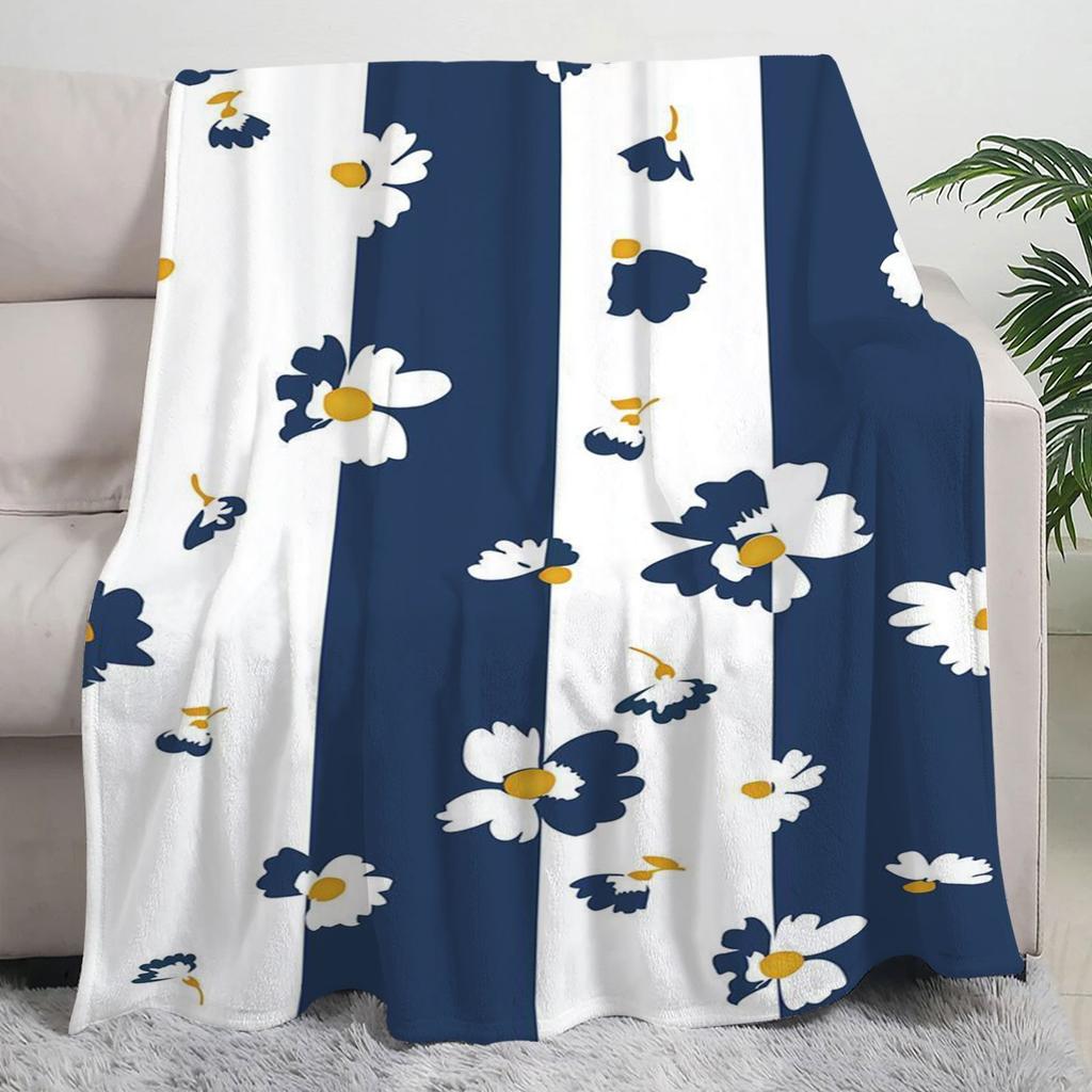 Vintage Floral Pattern Flannel Printed Blanket Suitable for All Seasons Suitable for Living Room Office Sofa and Travel