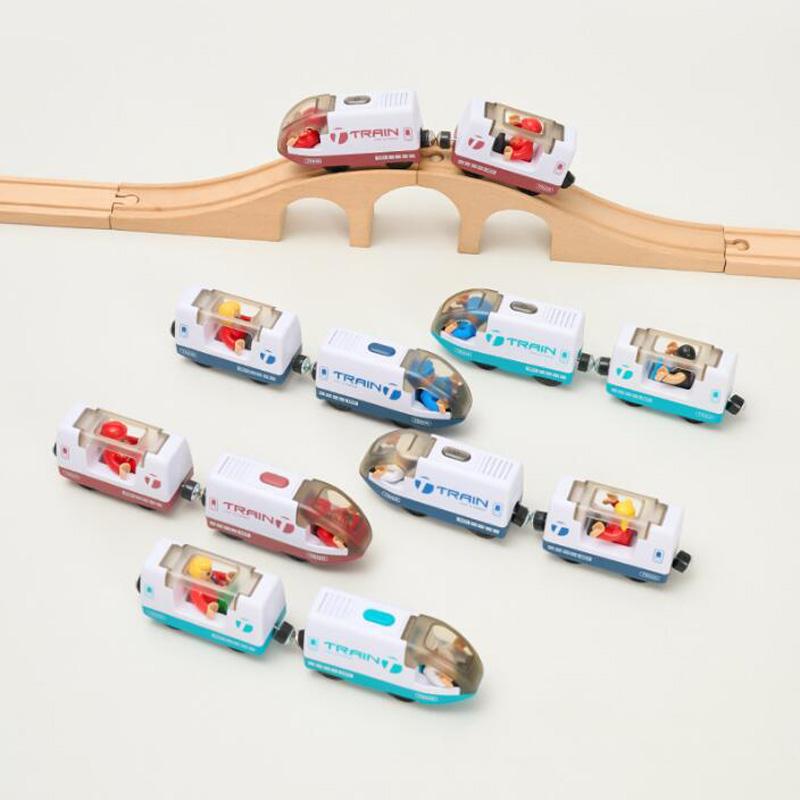 Battery Operated Electric Train Set Magnetic Locomotive for Wooden Tracks
