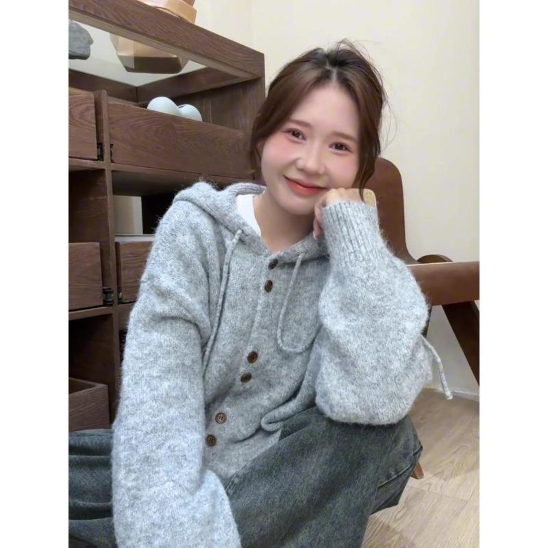 Autumn and winter new soft waxy lazy wind hooded knitted cardigan sweater women's high-end loose single-breasted coat top