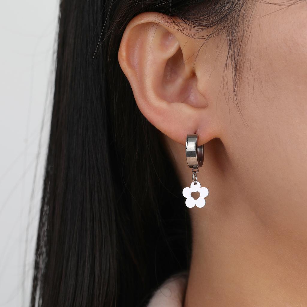 Cazador Gold Color Sakura Flower Pendant Earrings for Women Girls Stainless Steel Jewelry Drop Earrings Gift Wholesale 2026