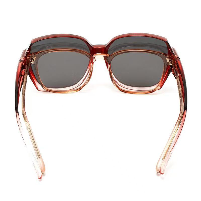 New Square Sunglasses for Men Women Fashion Anti Glare UV Protection Can Be Worn Over Myopia Glasses Outdoor Driving