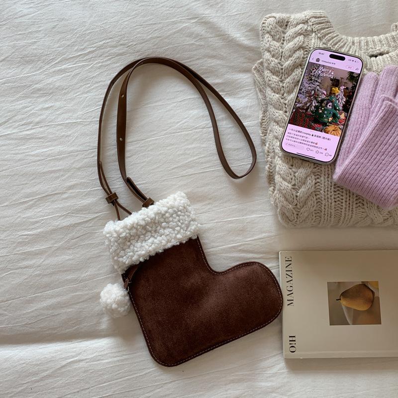 

Women s bag 2025 autumn new small square bag niche foreign style matte retro high value fashionable shoulder messenger bag