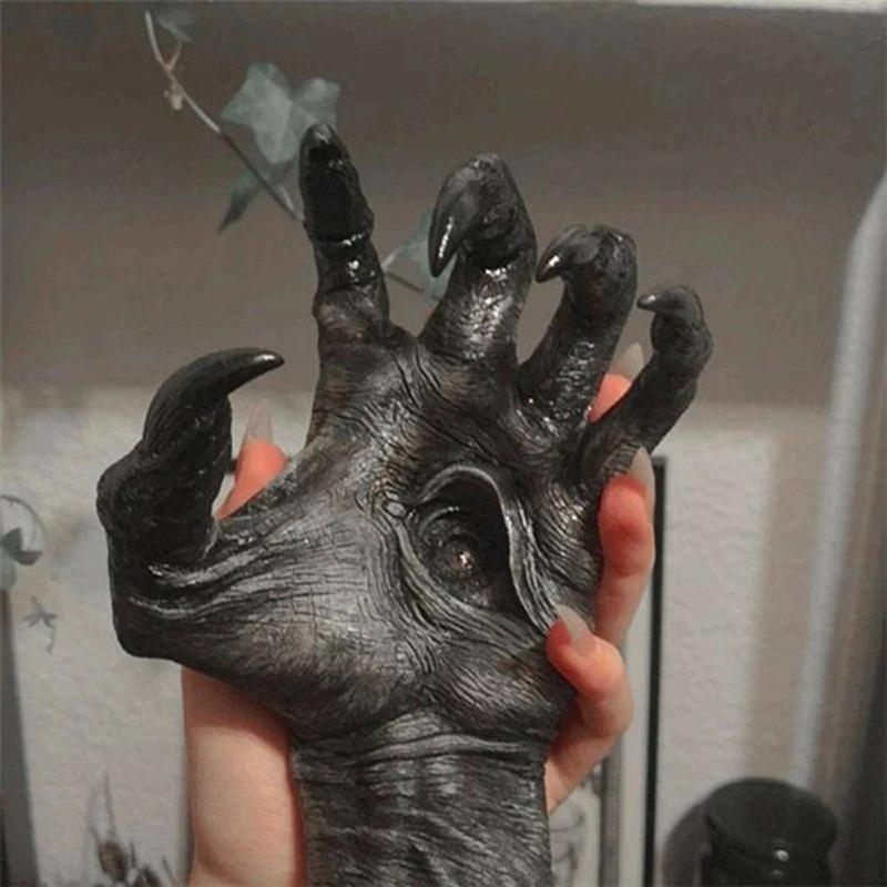 1PC Halloween Demon Claw Resin Demon Eye Witch's Arm Ornament Pendant Decorative Ornament