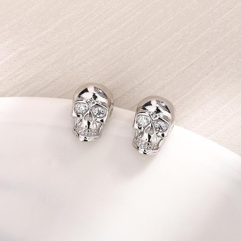 Punk Hip-hop Skeleton Stud Earrings for Men Women Fashion Creative Skull Ear Accessories Halloween Party Gifts Jewelry