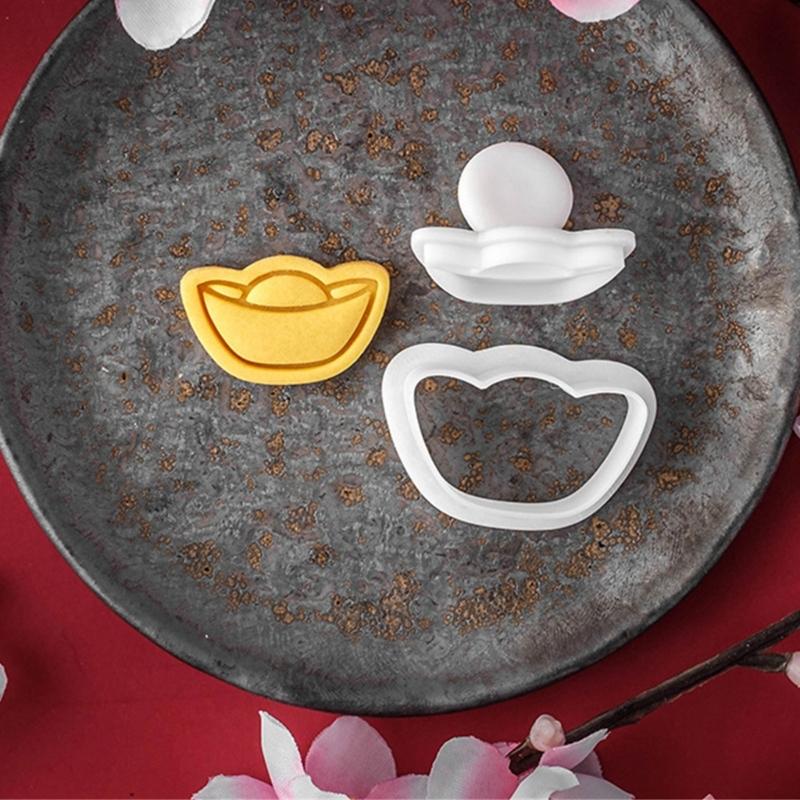 Biscuit Mold Cookie Embossing Moulds New Year Cookie Cutters Gold Ingot Shaped Plastic Material DIY Baking Accessories