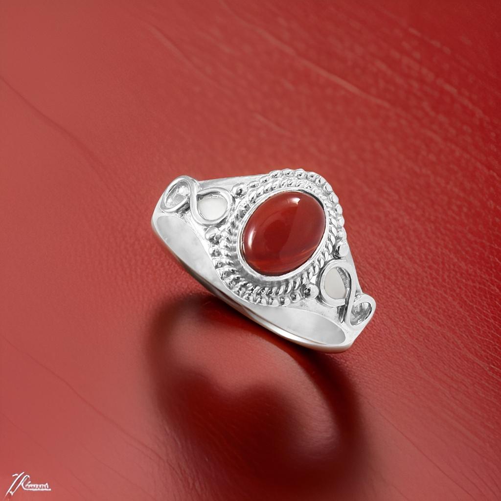 

Кольцо с красным ониксом, кольцо из стерлингового серебра 925 пробы, эффектное кольцо, кольцо ручной работы, кольцо с овальным камнем, кольцо обещания, обручальное кольцо, серебряное кольцо для мамы.