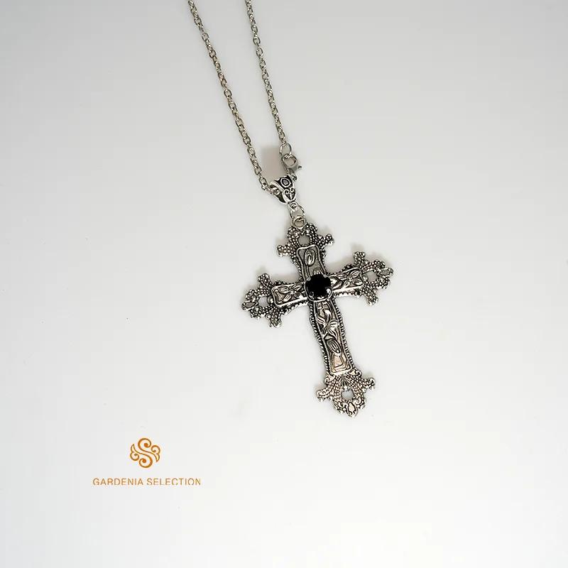 Punk Kristall Kreuz Anhänger Halskette Damen Gothic Schlüsselbein Halskette Halskette Ästhetischer Schmuck Bijoux Party Geschenke