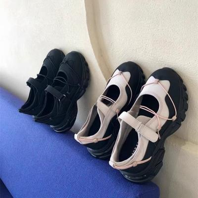 25 Printemps nouvelles baskets Velcro à fond muffin à bout rond pour augmenter la hauteur et réduire l'âge chaussures Mary Jane pour fille