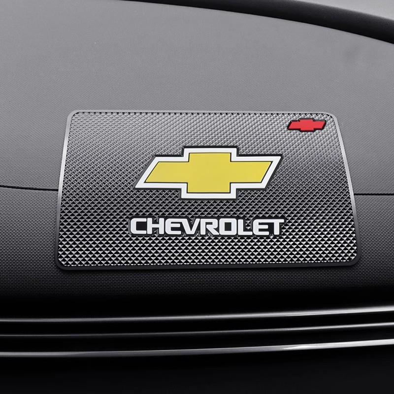 Car Interior Anti-Slip Mat Auto Central Control Storage Pad For Chevrolet Cruze Malibu Colorado Suburban Equinox Trax Spark Bolt