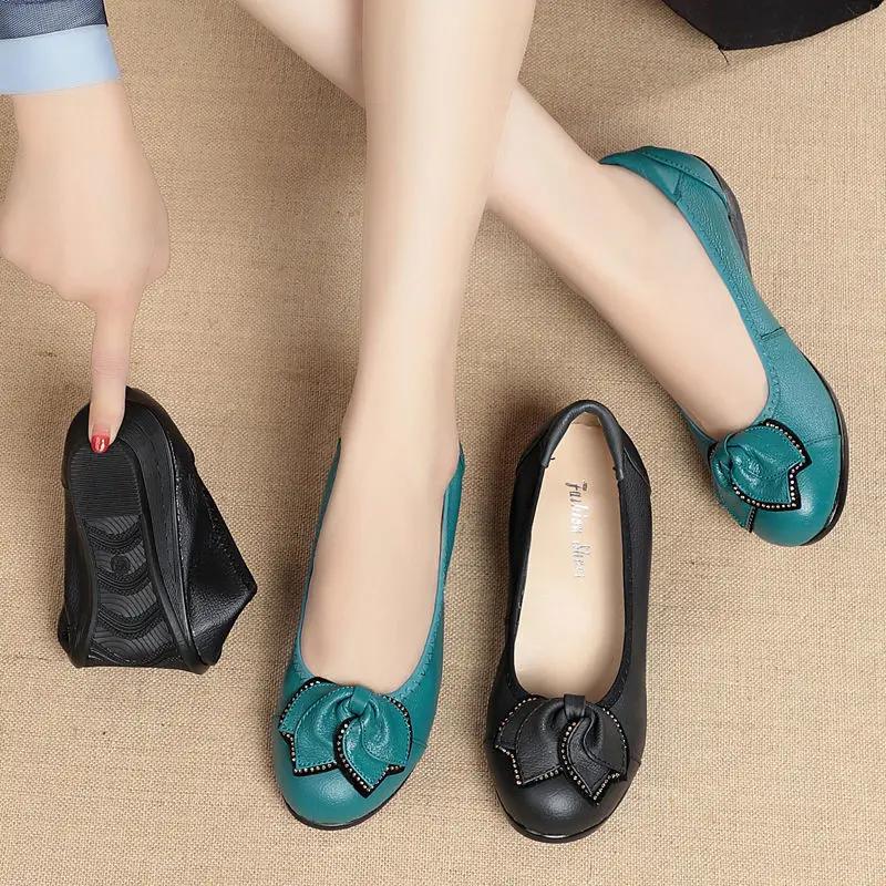  Fashion Woman Shoes Loafers Office Shoe Women Slip On Driving Moccasins Soft Soled Comfortable Girl Sneaker Shoes