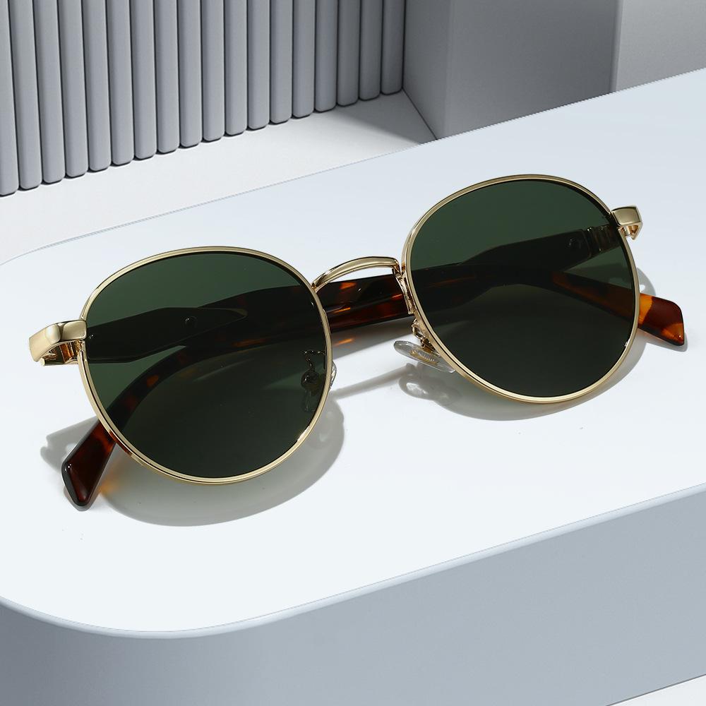 Vintage Oval Sunglasses Retro Metal Frame Unisex Multi Color Eyewear Trendy Street Fashion for Women Men