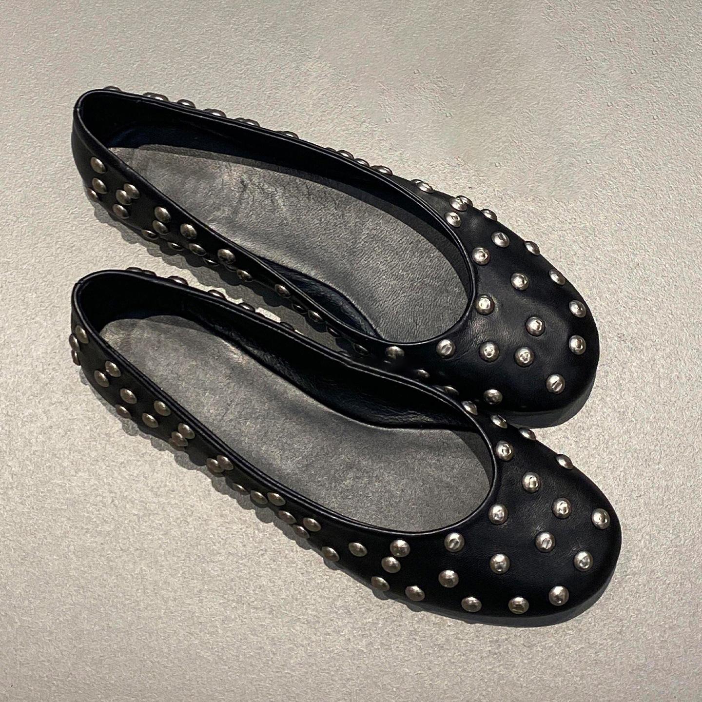 

Sheepskin version~ French niche retro riveted ballet shoes leather round head flat bottom Mary Jane shallow mouth single shoes women 40 чёрный