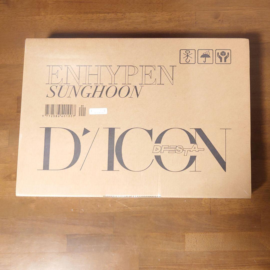 

[USED] DICON D FESTA Sunghoon Photobook with Trading Card