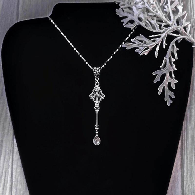 Heart And Sword Pendant Necklace For Women Goth Accessories Necklace Y2K Fashion Choker