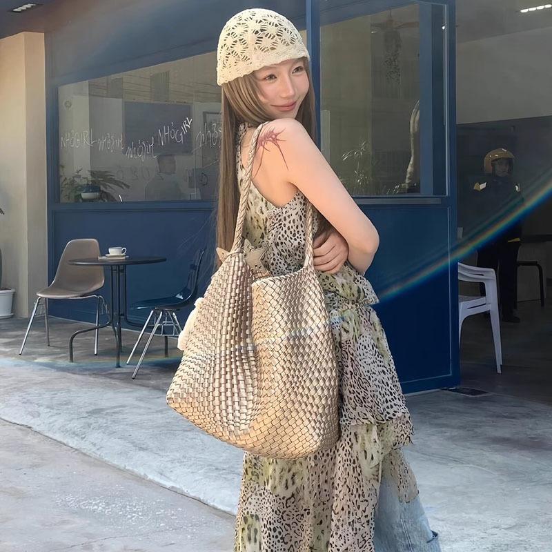 Borsa tote intrecciata di grande capacità, nuova borsa a tracolla/sottobraccio portatile versatile di alta gamma per il pendolare