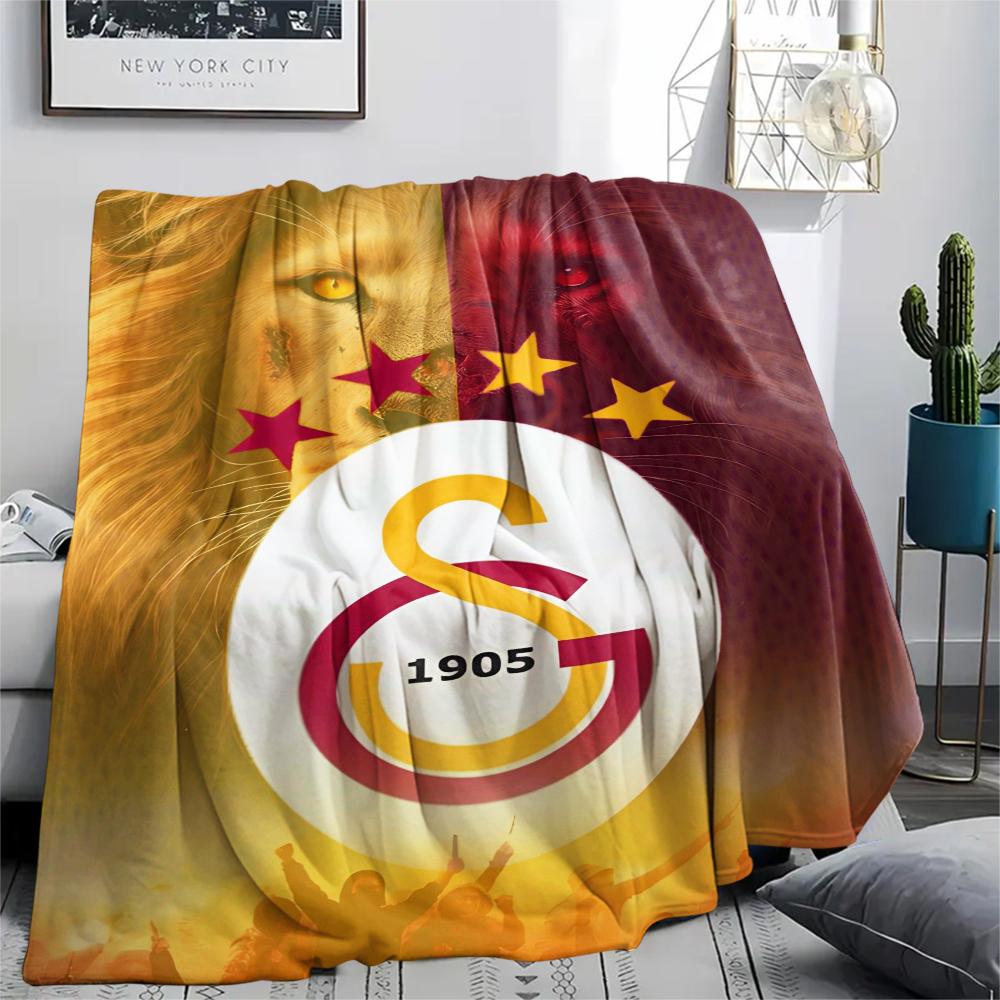 1pc Galatasaray Print Flannel Blanket, High Quality Comfortable for All Seasons, Home Decor, Warmth and Comfort, Perfect for Christmas Gifts56