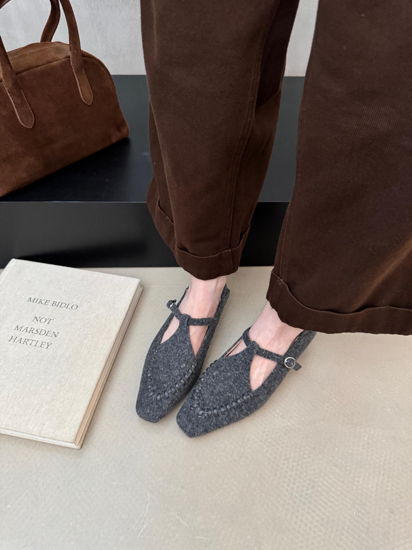 

2025 autumn new French retro square head one-word buckle Mary Jane shoes women s versatile soft-soled shallow mouth single shoes 39