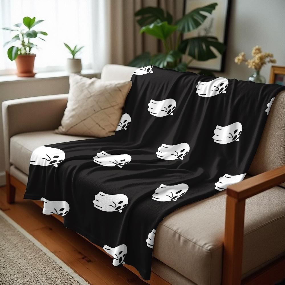 Minimal White Ghost Soft Flannel Blanket Breathable Warm Throw for Office Car Sofa Kids Room Birthday Xmas Gift