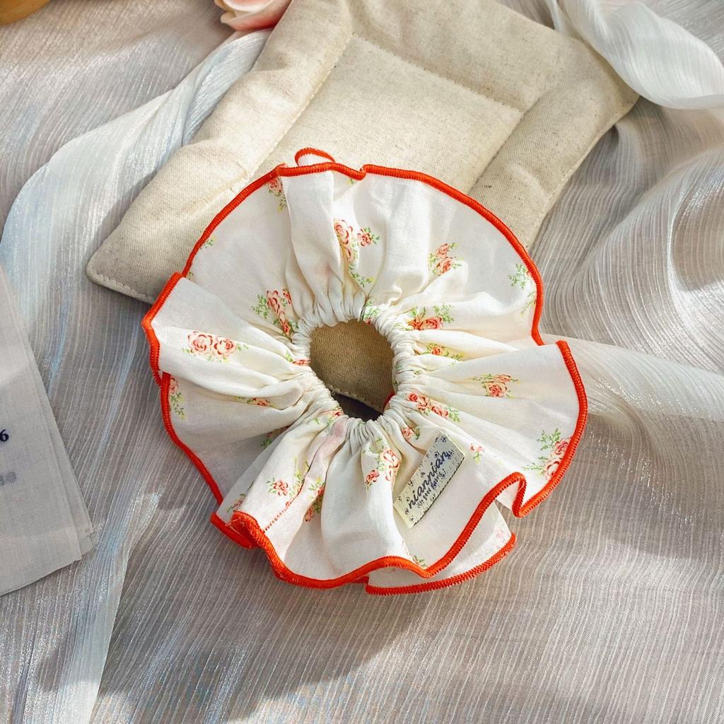 1 Stück süßes Mädchen kontrastierendes Karomuster doppelter Darmring, koreanische florale Schleife, großer Darm Haarring, Bälle Haarseil Kopfschmuck