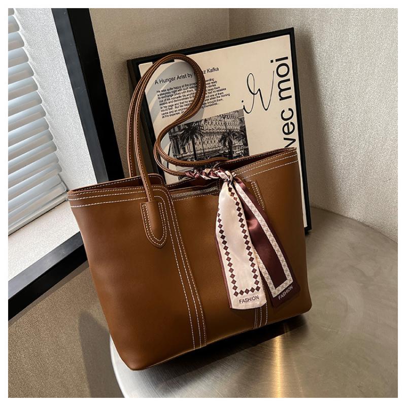 2025 New Spring Summer Advanced Ladies Single Shoulder Bag Fashion Scarves Decorative Handbags Large Capacity Commuter Tote Bag Sling Bag for Women