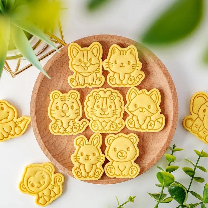 Tagliabiscotti Animali Cartoni Animati Animale della Giungla Tigre Carina Leone Gatto Cane Orso Elefante Timbro per Biscotti Strumenti di Goffratura Decorazione Torta