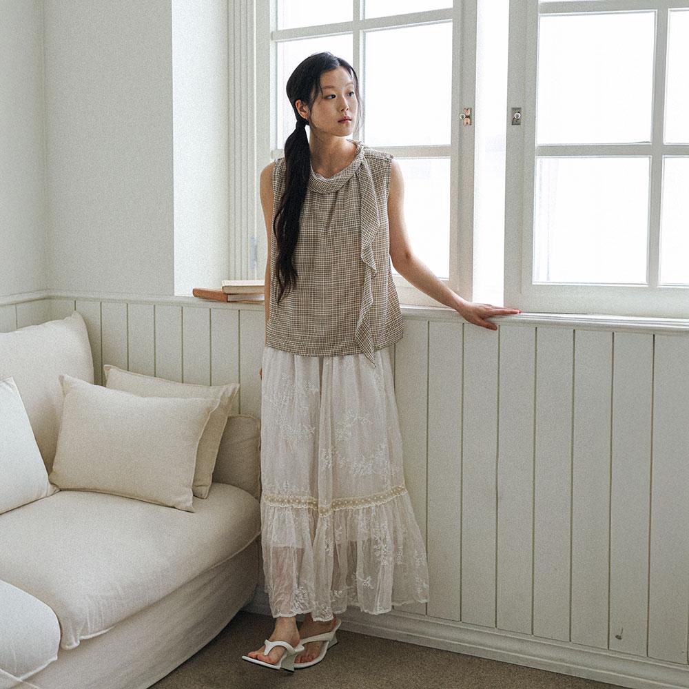 Laengsseon Ls_Garden Embroidery Mesh Skirt_Ivory