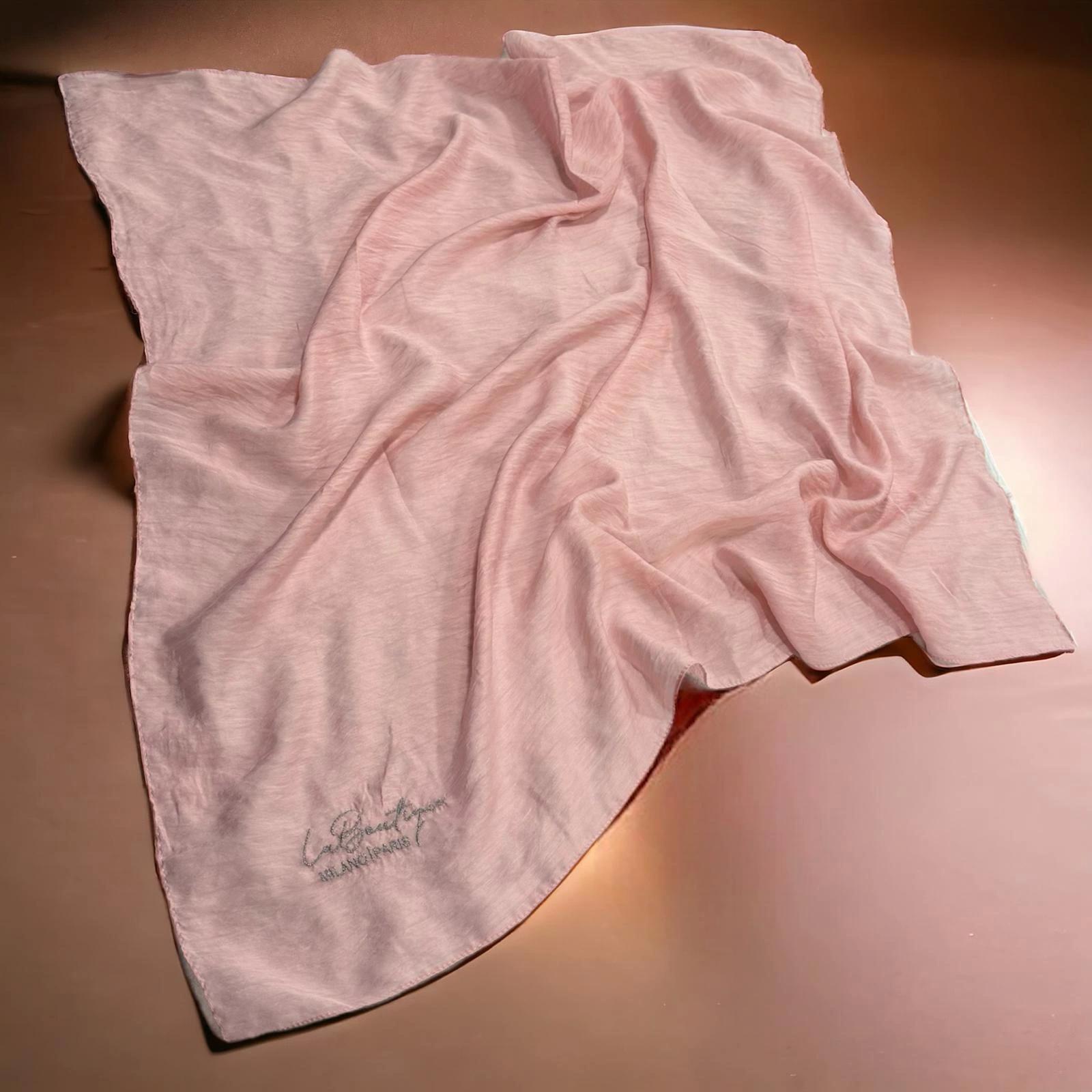 

Herbal Bitkisel Eşarp Gül Güzeli