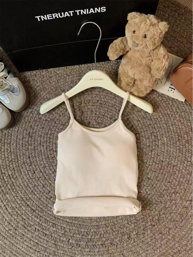 Chic U-Neck Padded Spaghetti Strap Velvet Winter Tank Top