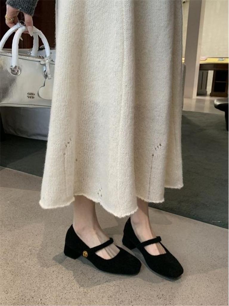 French High-end Thick Heel Square Head Woolen Single Shoes Female Grandma Shoes Autumn and Winter Velvet Middle Heel Mary Jane Fluffy Shoes