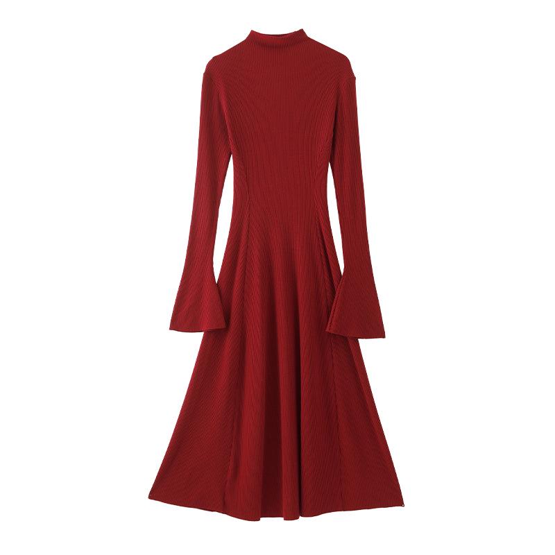 Women's Long Red Knit Dress with Coat Layer, Slim Fit, Pear Shape - Perfect for Autumn and Winter