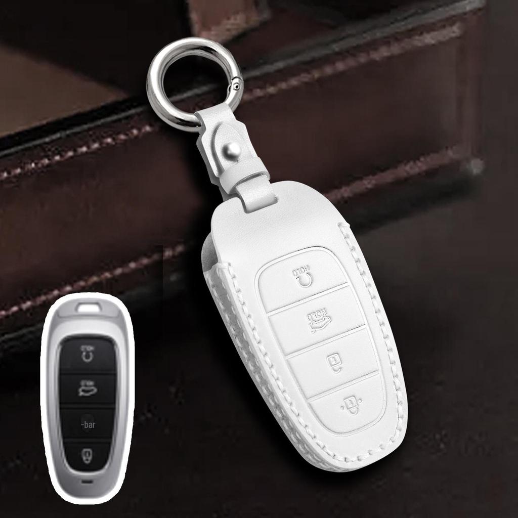 Moderne Autoschlüsselhülle STARIA/SONATA Lederschutzhülle mit Schnalle. Stilvolles und praktisches Accessoire für Ihren Autoschlüssel.