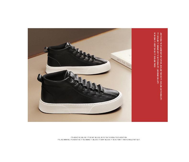 Men's Spring High-Top Casual White Slip-On Skate Shoes - Trendy, Versatile, and Wear-Resistant.