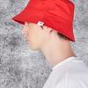 VARZAR Monogramm Etikett Farbe Bucket Hat Rot