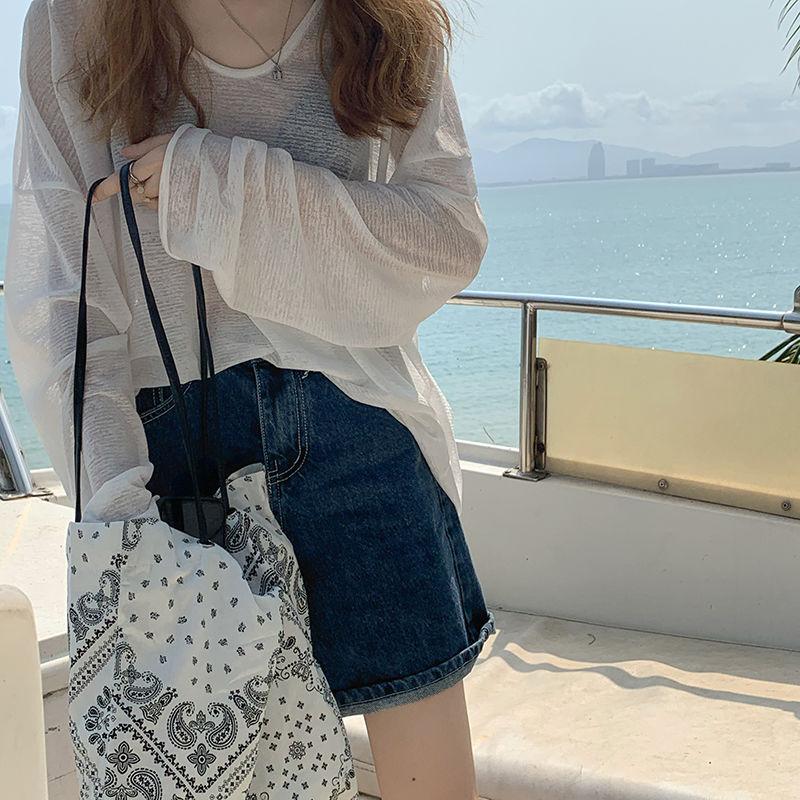 V-neck Sun Protection Shirt Cover for Women's Summer Thin Style, Paired with Ice Silk T-shirt Cover, See Through Long Sleeved Top