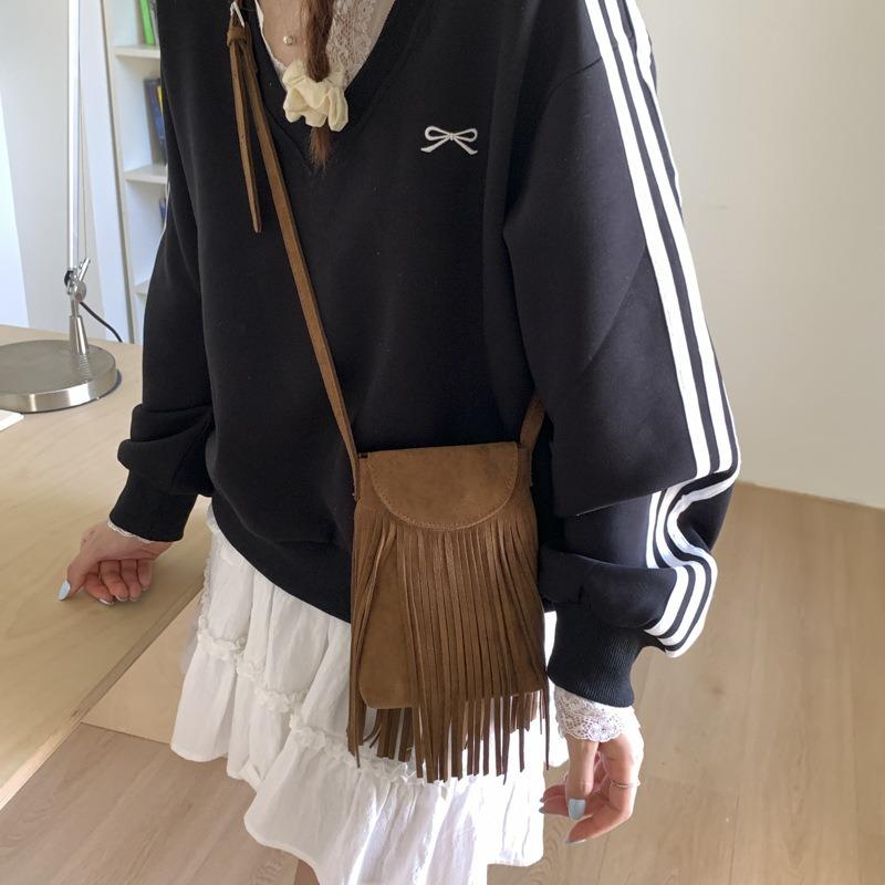 Niche Bag Women's New Summer Retro Matte Messenger Bag Fringed Bag