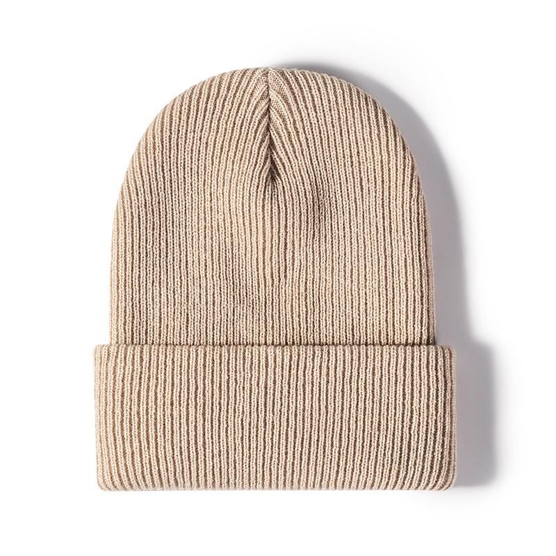 Fashionable Custom Embroidery Logo Solid Color Warm Winter Beanie Knit Hat