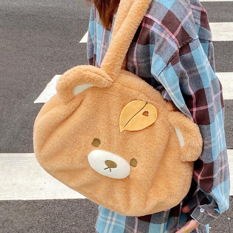 Leaf Cartoon Bear Plush Shoulder Bag Large Capacity Outdoor Leisure Handbag