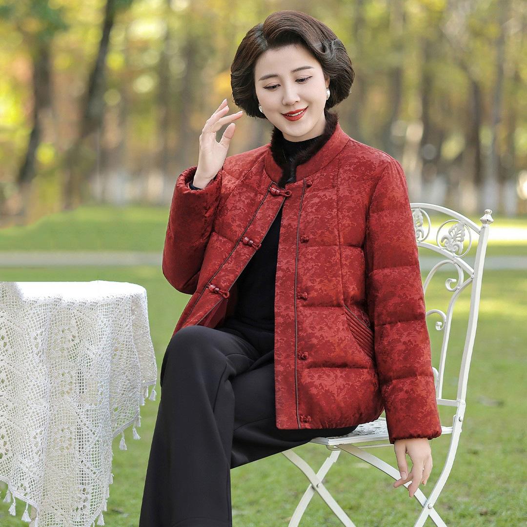 

Plus Size Stand Collar Fashionable Thickened Jacket for Middle-Aged and Elderly Women – Chinese Style, Slimming, Warm 5XL (150-165 lbs)