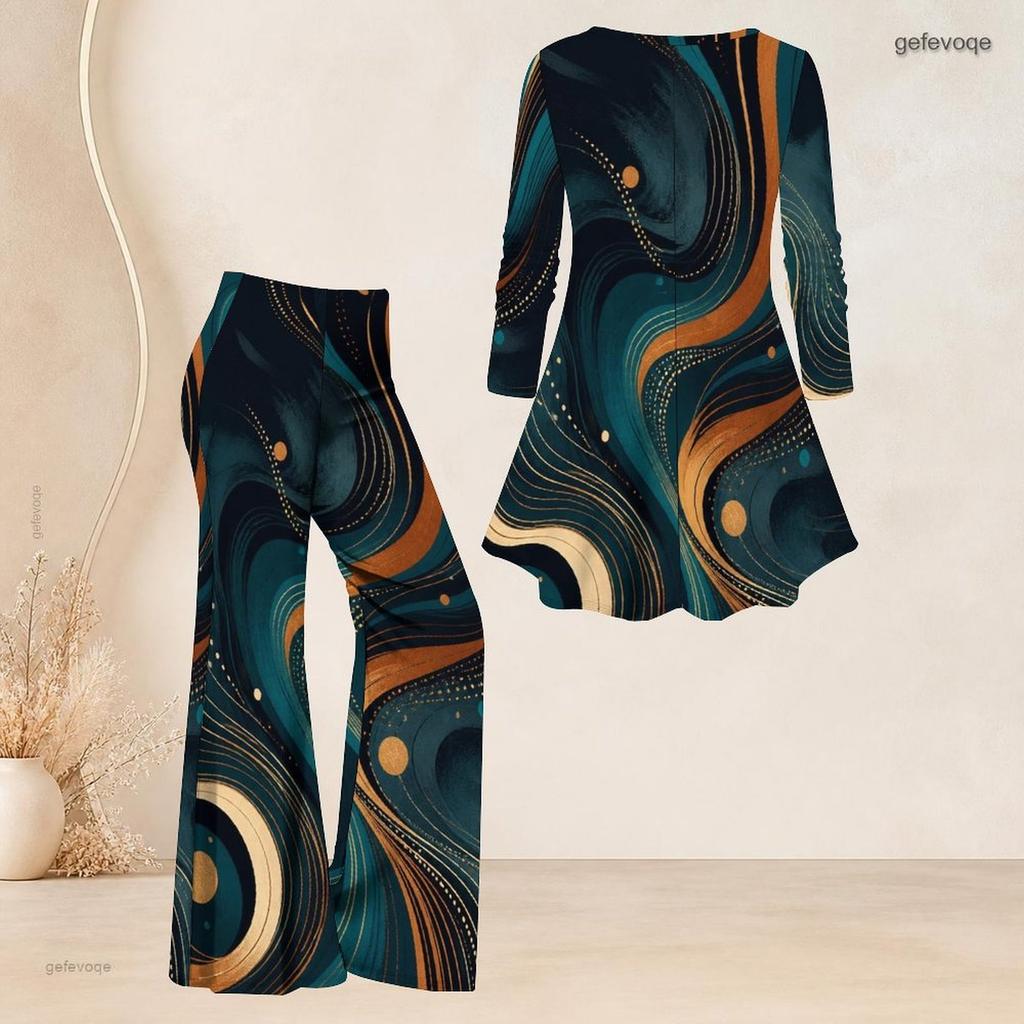 Women Plus Size V Neck Three Quarter Sleeve Printed Flared Top And Flared Pants Two Piece Set