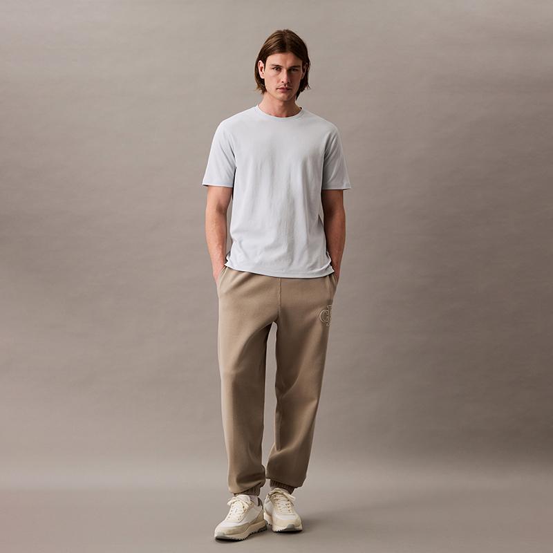 Calvin Klein Casual Embroidered Elastic Waistband Tapered Ribbed Knit Joggers Men Joggers 4RB003G