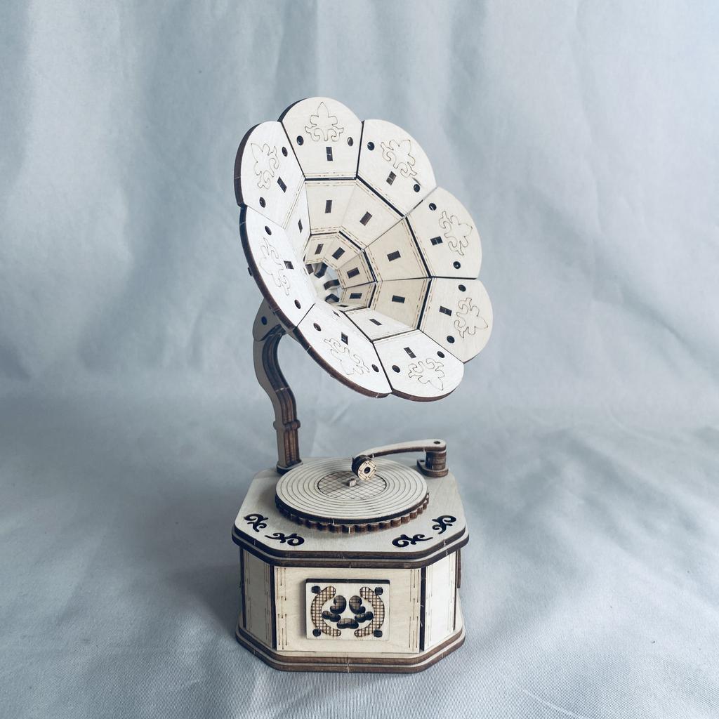 Build Your Own Gramophone 3D Wooden Puzzle Model Kit - An Interesting and Educational DIY Gift