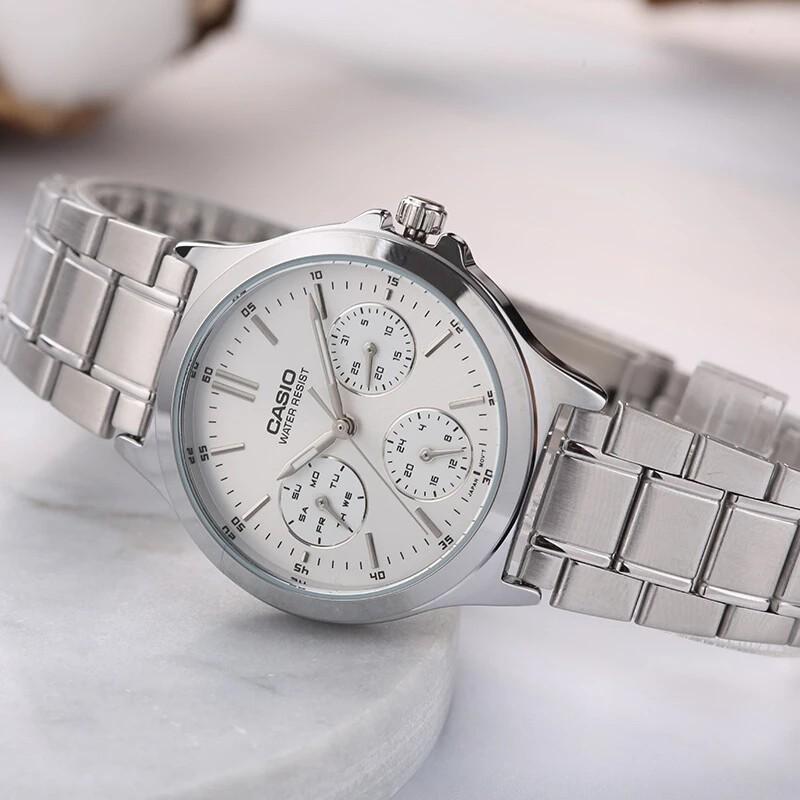 Casio STANDARD Series DRESS Series Business Casual Roman Scale Quartz Movement Stainless Steel Strap Japanese and Korean Women's LTP-V300D-7A