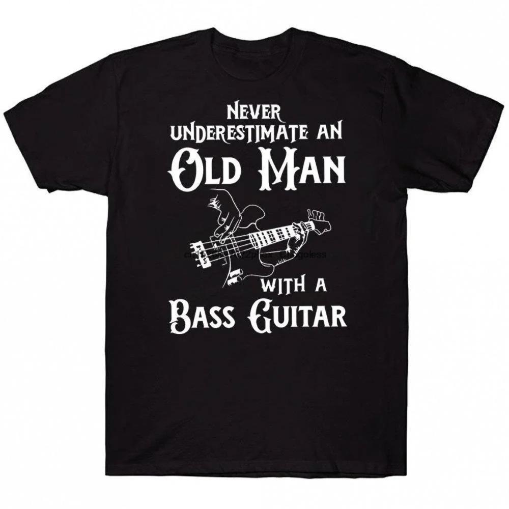 Onderschat Nooit Een Oude Man Met Een Basgitaar T-shirt Muziekliefhebber Tee Met Bassist Gr